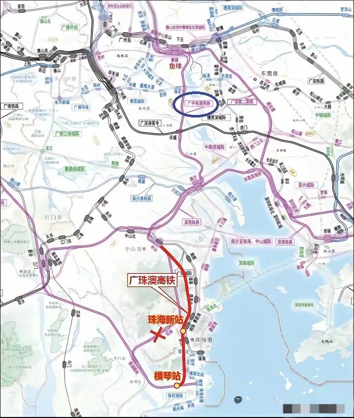 鹤洲枢纽这规划，怕不是拍脑袋想出来的。离江门核电站直线40多公里，连个挡视线的山