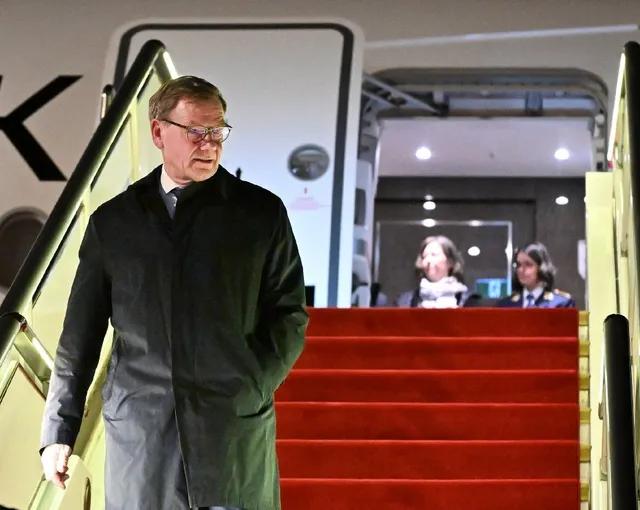 终于看明白了！刚访华回来的德国外长瓦德富尔，转头就给欧洲泼了盆冷水——在柏林的闭