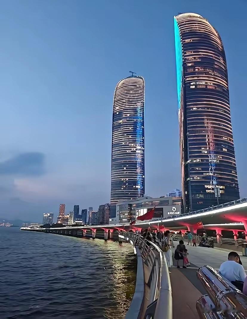 真是没想到，厦门沦落到要和绍兴比高低的地步了？这么说吧，别说绍兴，在城建，气候，