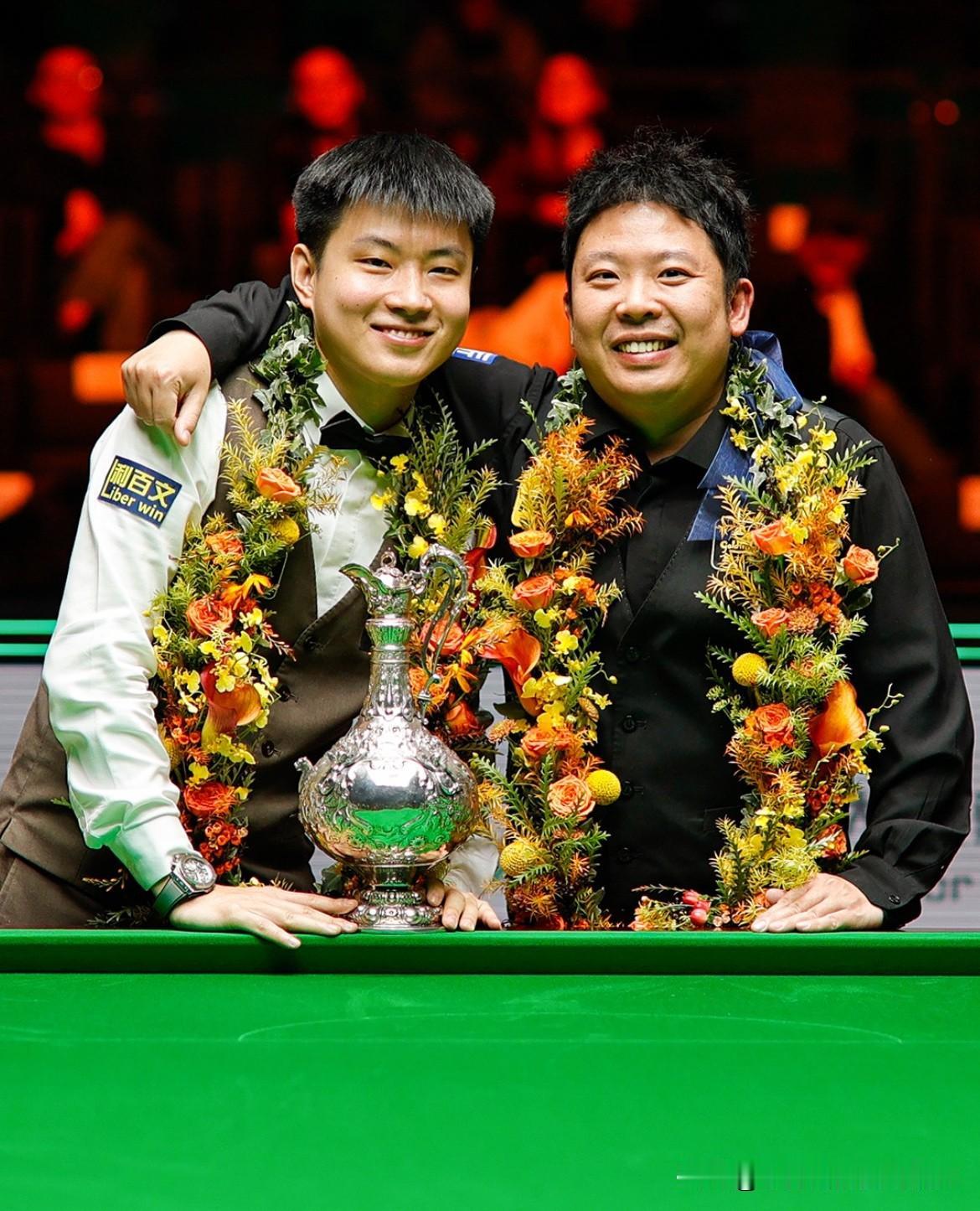 随着赵心童击败张安达夺得世界大奖赛冠军，中国球手的排名赛冠军排行榜发生变化：1