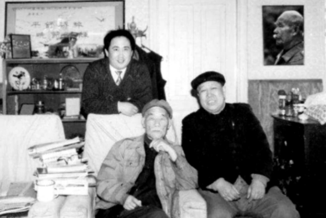 1978年，开国中将孙毅去理发，剪完后觉得头发还有点长，就让理发师再修一下，没想