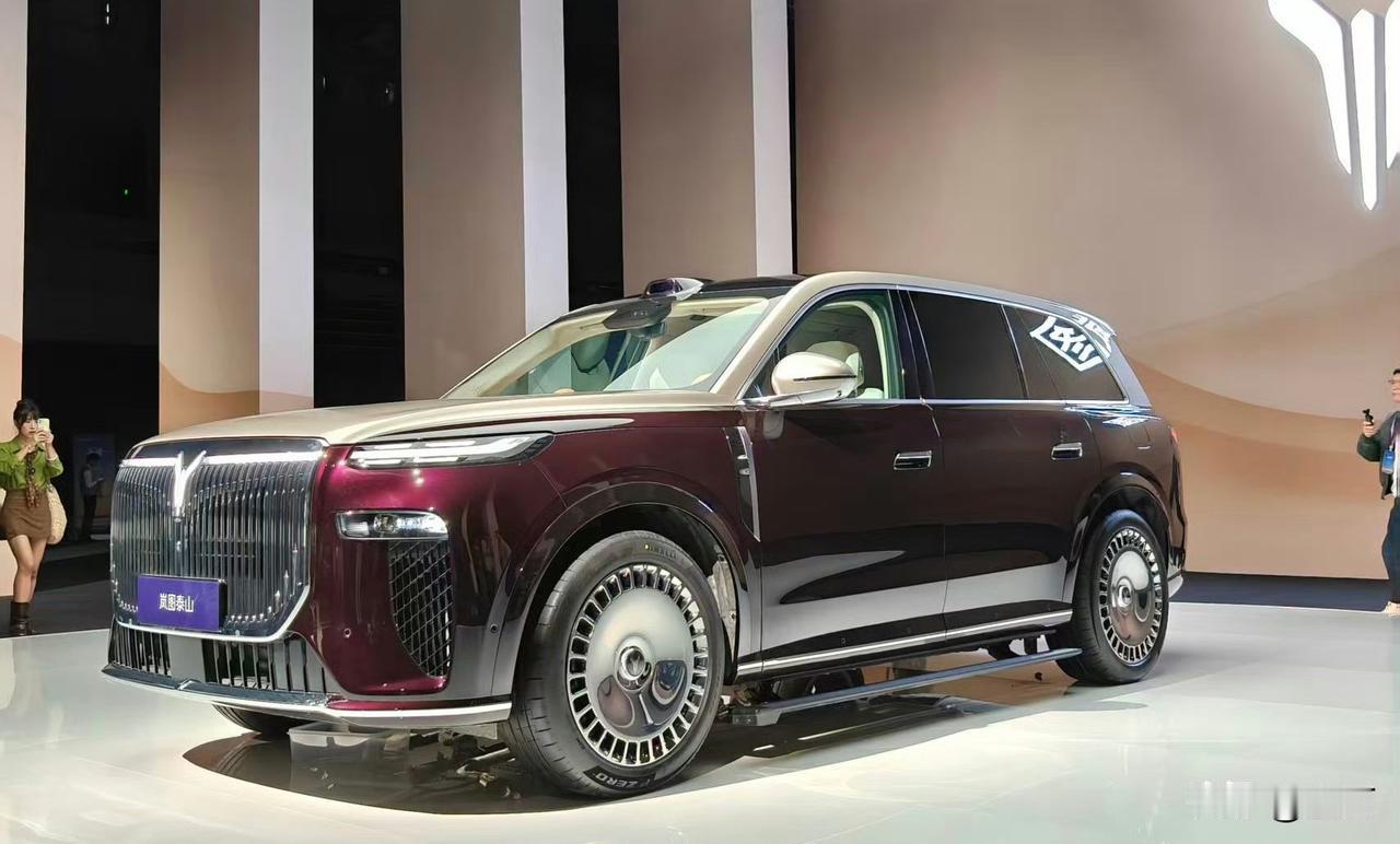 37.99万，这个迈巴赫的SUV价格出来了！今天晚上，岚图泰山终于把他们的价