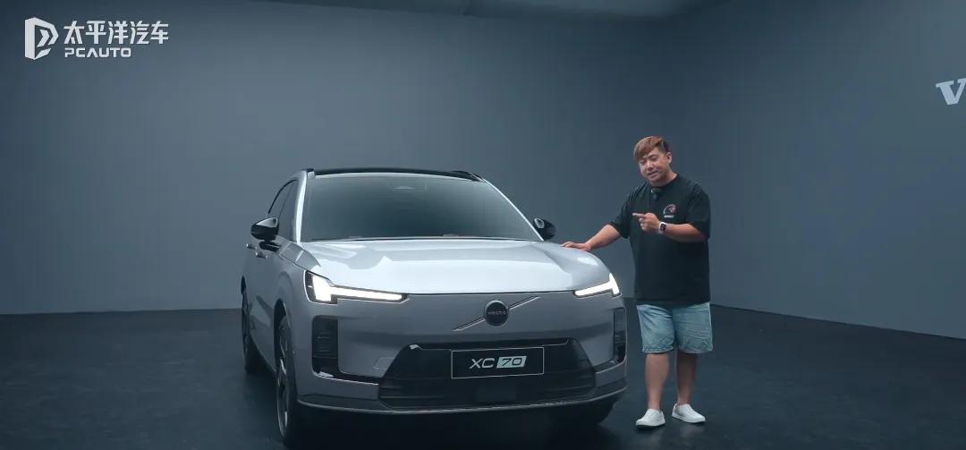 沃尔沃XC70外观体验来了！一起来瞅瞅:1、新车定位中型SUV，车身尺寸非常大