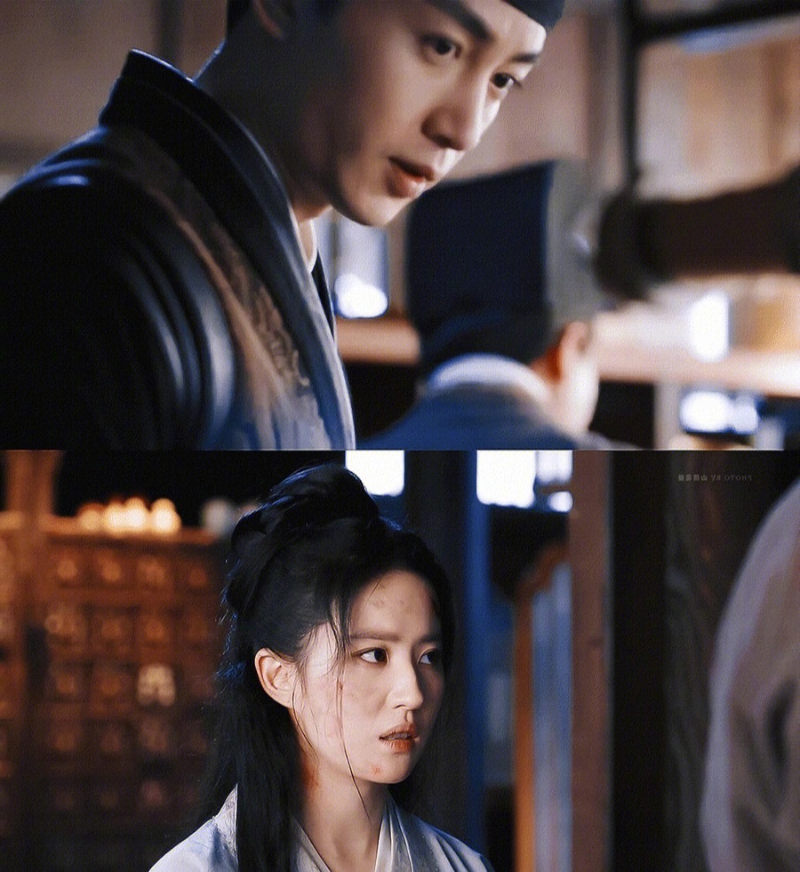 原来和刘亦菲拍《梦华录》时，才是陈晓的颜值巅峰，瘦了之后真的一言难尽，可能压力太