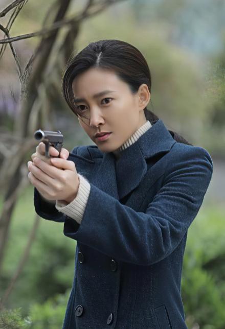 谍战剧推荐，王丽坤主演，全员戏骨！多重反转，好看到停不下来！说起国产谍战剧，