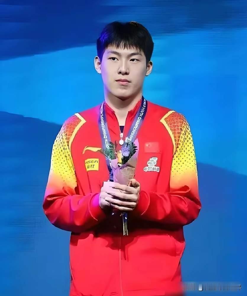 温瑞博是个好苗子，一般18、9岁能展露头角，未来水平绝对一流，但冒出来时间还太短