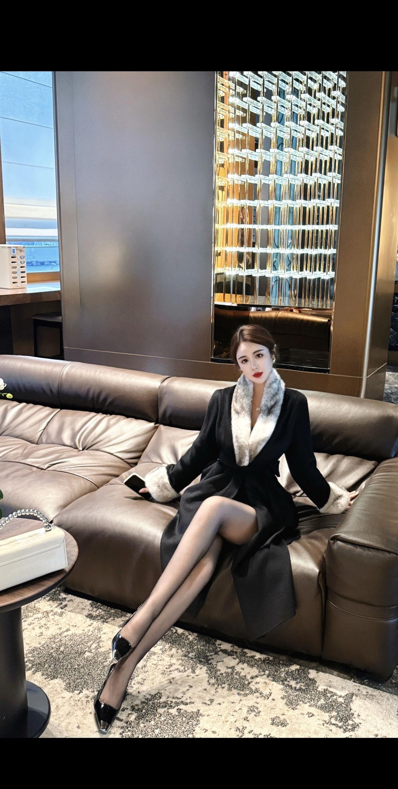 你不是没有成长，而是在扎根。