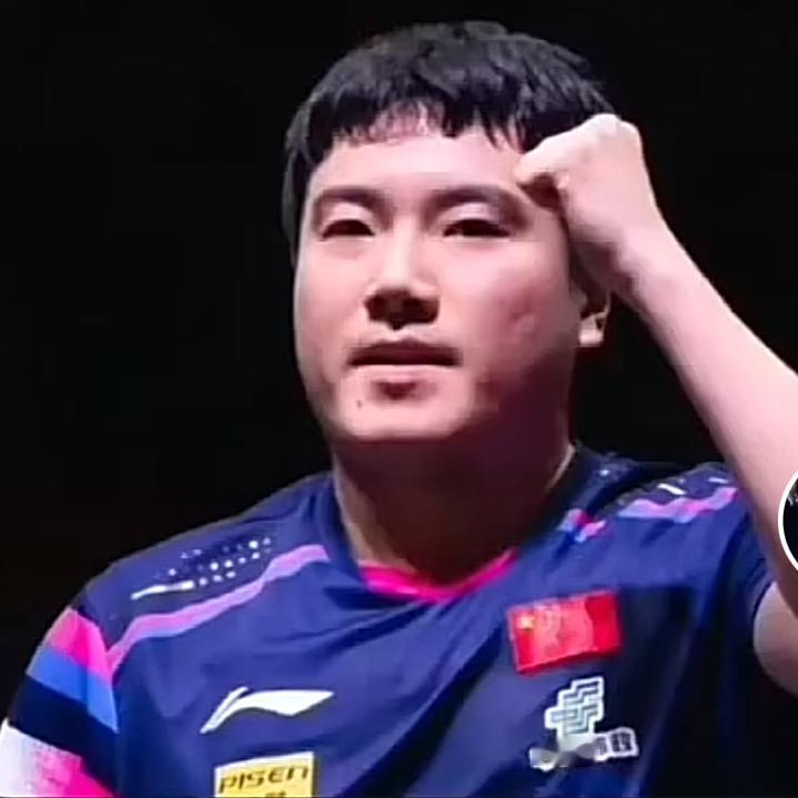 大胖的“抠门”和“大方”！成都封训结束，作为“富二代”的梁靖崑回到家里，竟然