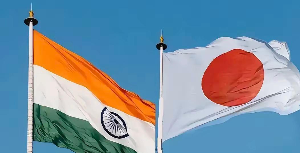 日本彻底被激怒了！日本前法务大臣牧原秀树，7月15号在社交平台上发了狠话，直