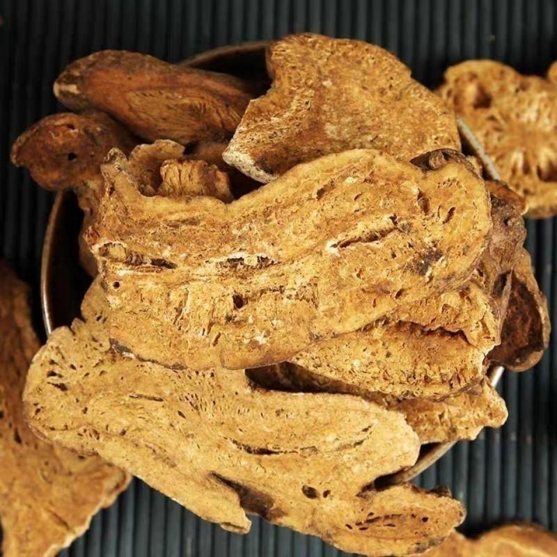 轻松搞定多年顽固便秘，关键就在白术，用生还是炒，大有说道 针对多年顽固便秘，