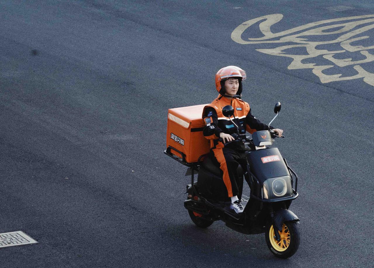 11月即将结束，外卖圈却爆出一个不容忽视的关键信号！当大多数人还在讨论收入涨