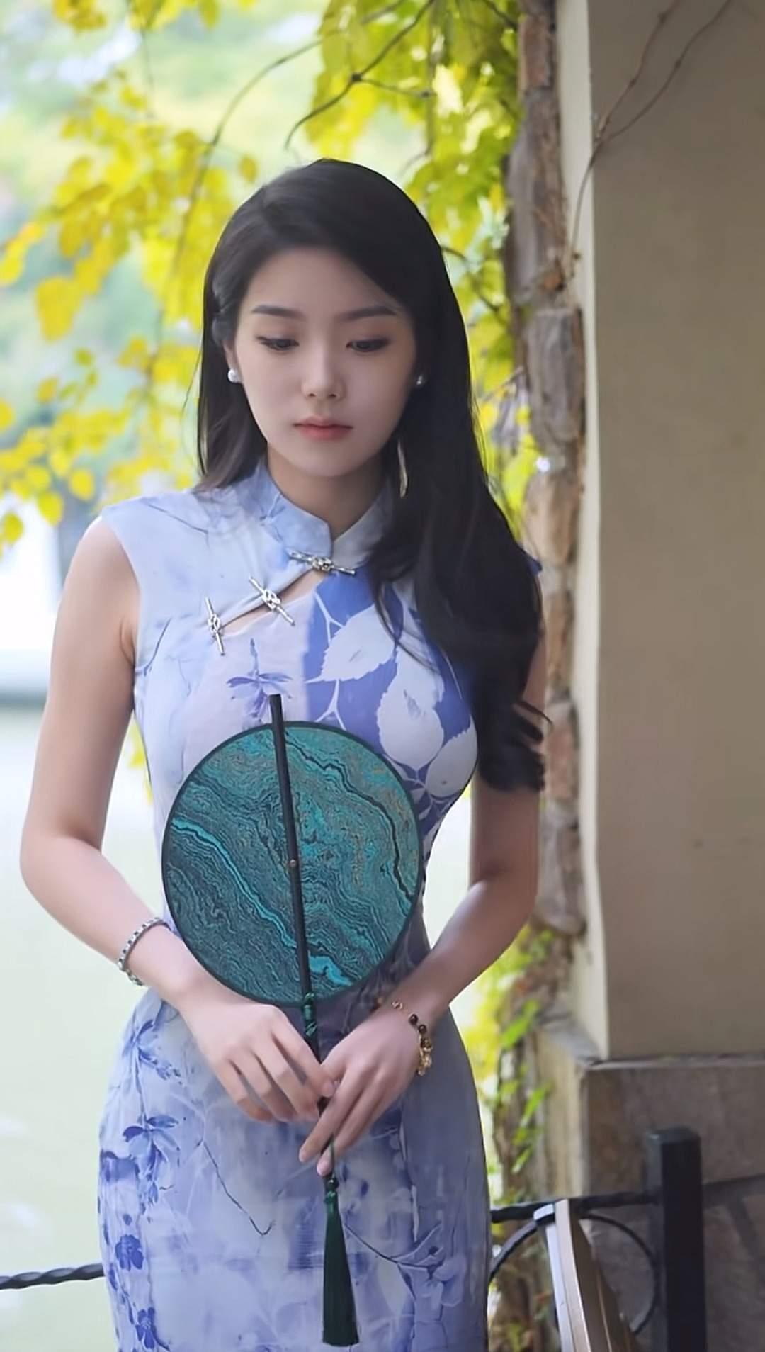 简单的生活，是最深的修行；平凡的日常，是最真的幸福。