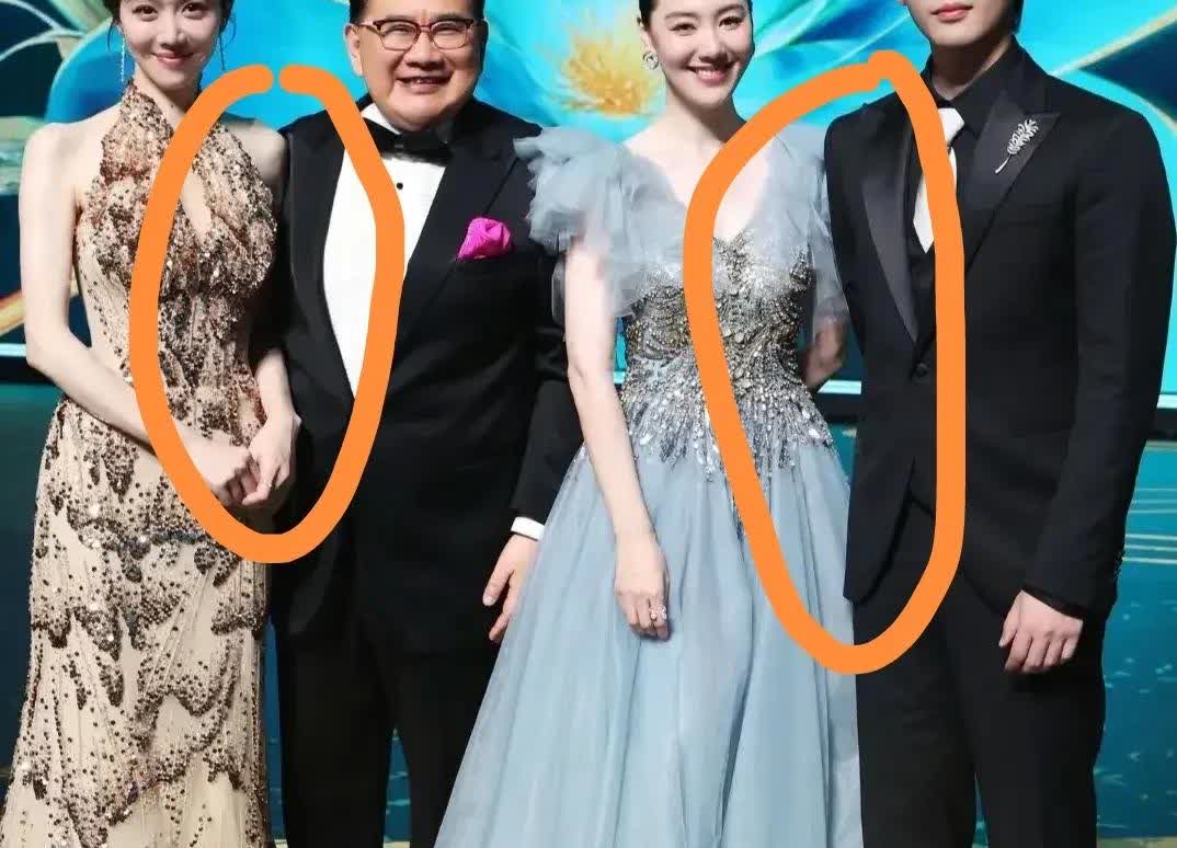 姜妍看着比王冠美太多，这张主持人合照信息量好大，特别是他令人太下头了！怎