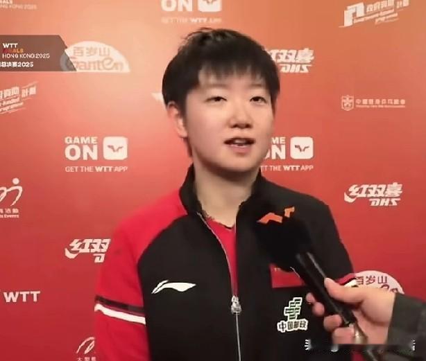 孙颖莎的情商有多高。赛后被记者问第四局3：0的那个挑战时，莎莎轻描淡写的说我就想