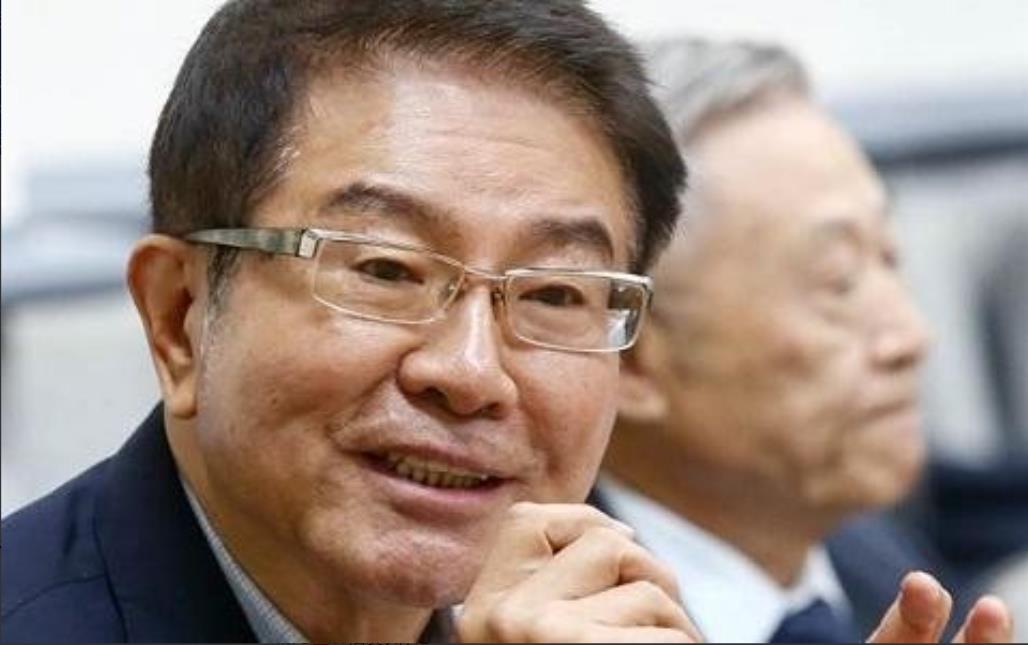 罕见！民进党创党元老，赖清德“政治导师”洪奇昌前往北京参加活动，“陆委会”紧急出