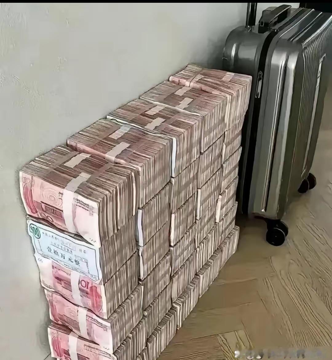 几百万存款，最后却成了用不了的“废纸”。最近这两天，有个视频不知道大家看了没。