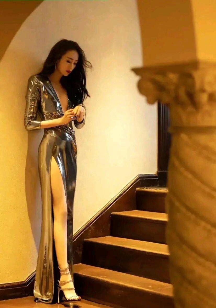 表面有多坚强，内心就有多软弱……