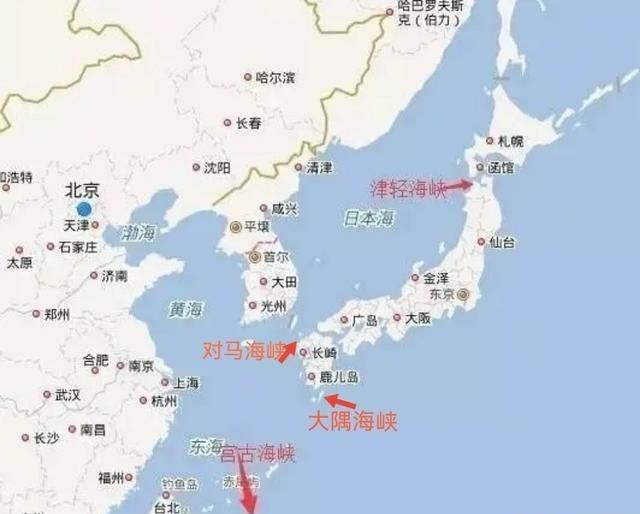 日本给自己埋的雷，自己得受着。055大驱经过大隅海峡，日本只能眼睁睁的看着，原本