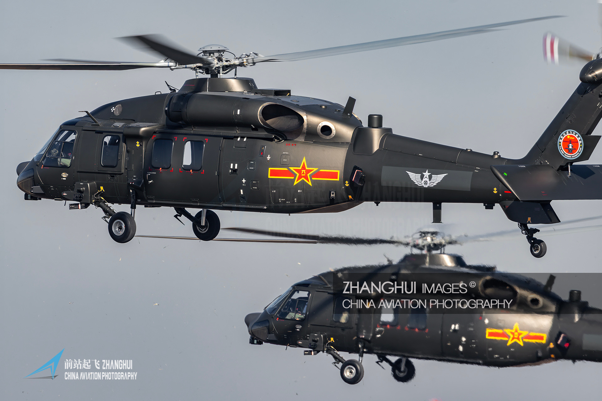 你听，那声音——总在早晚涨潮，漫过梦境边缘