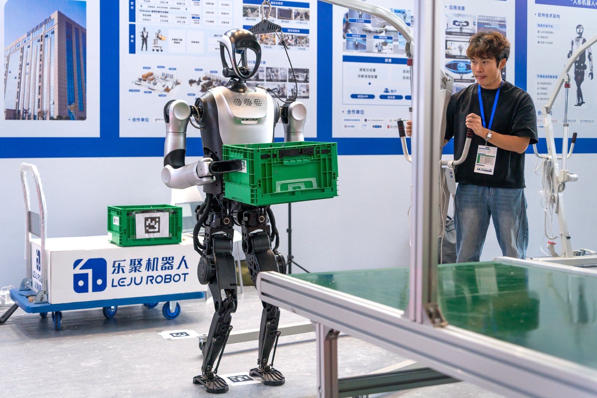 乐聚推进IPO进程 人形机器人商业化落地待考