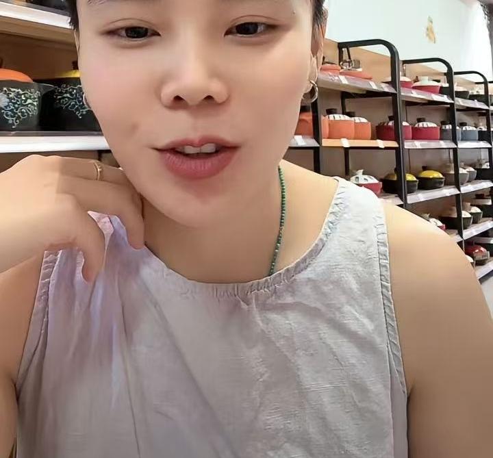 熊某磊说29号52万案要开庭审理！希望是真的，千万不要为了多卖货出来博眼球，因为