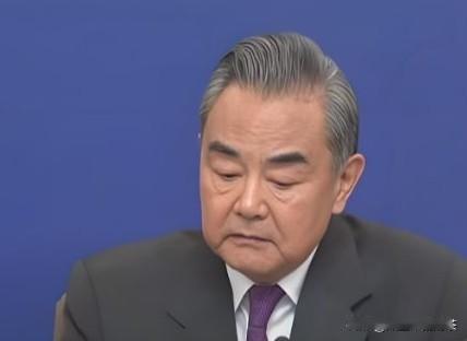 果然不出所料，关于美国🇺🇸柬泰刚签停火协议，美国就来功劳！12月27