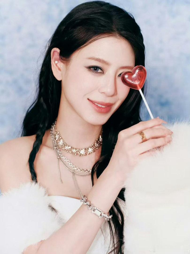 江语晨五公至此0胜率善良的传递，是有选择的。善良会摒蔽痛苦，摒除私欲。自己的疼痛
