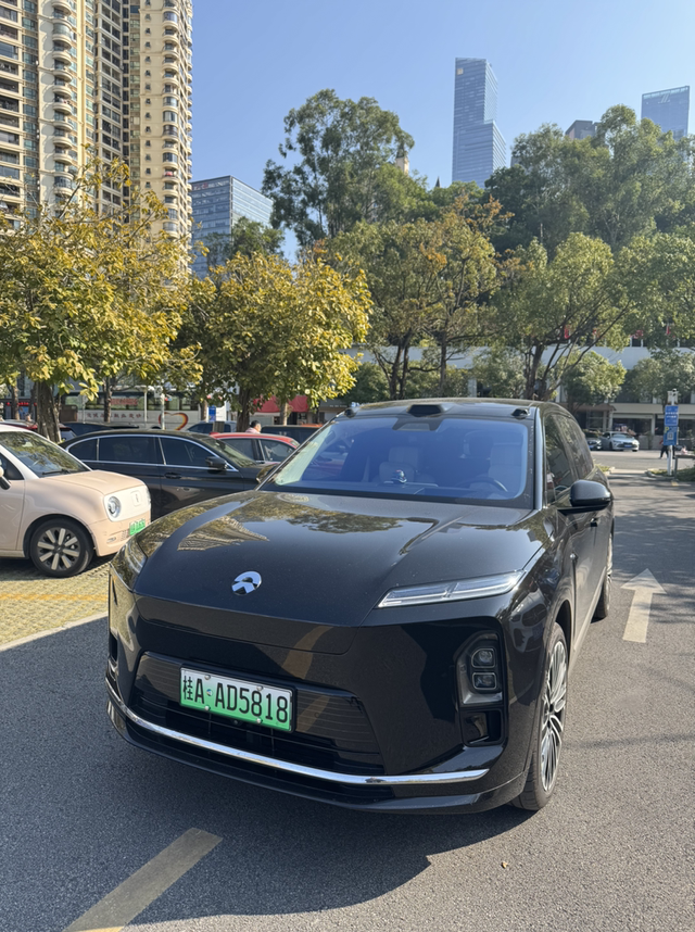 新ES8用车报告能耗比想象的低我的蔚来ES8总行驶里程1967公里，驾驶总时长