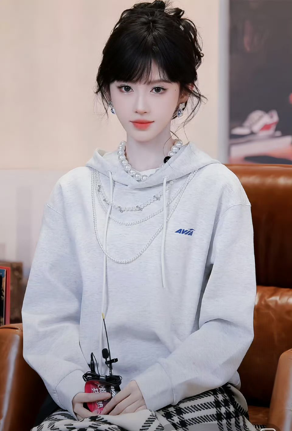 鞠婧祎今晚直播齐刘海造型完全就是女高啊，这也太漂亮了[爱心]​​​