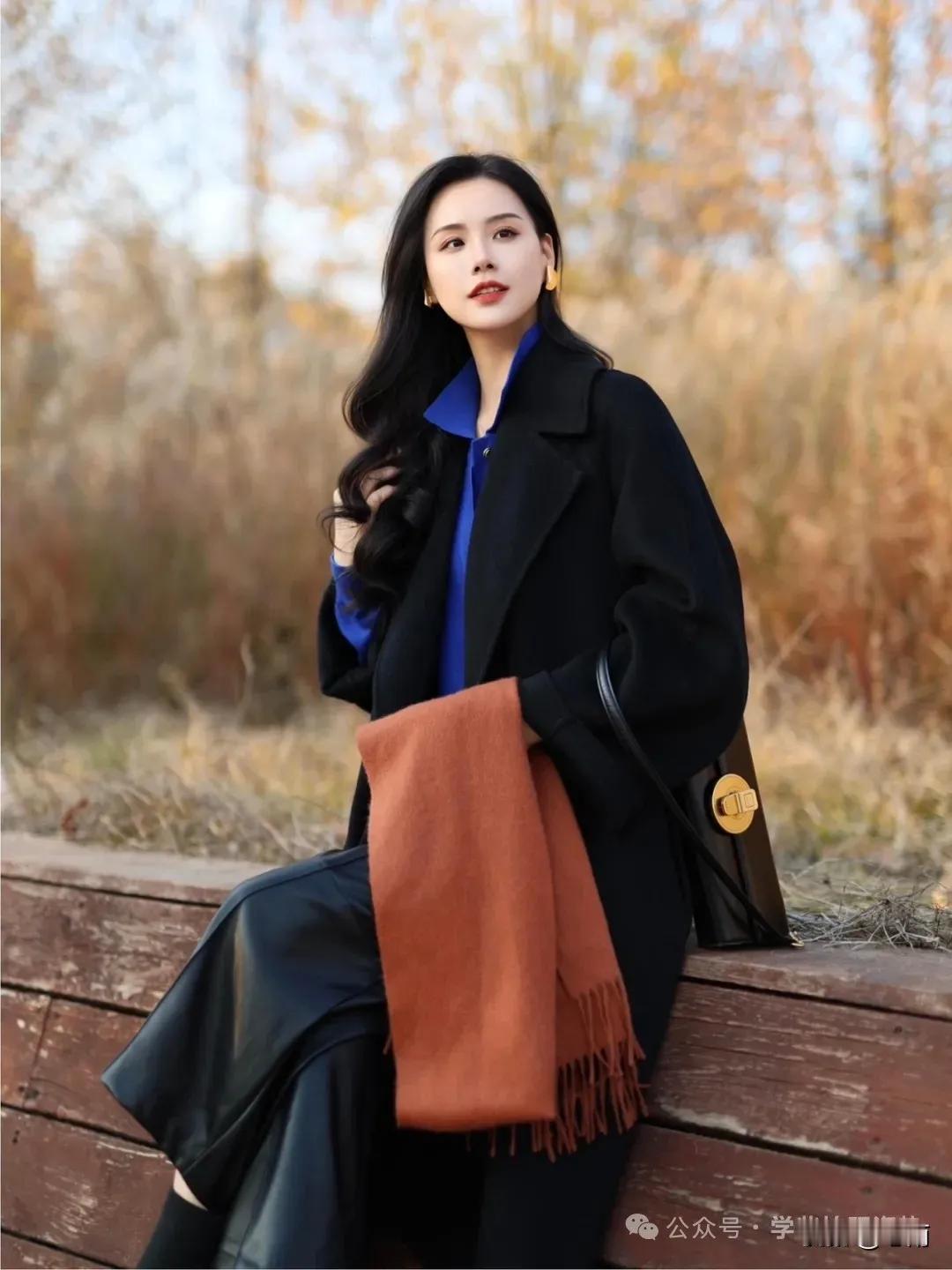 生活从不亏欠谁，它给你一块阴影，必在不远处撒下阳光。