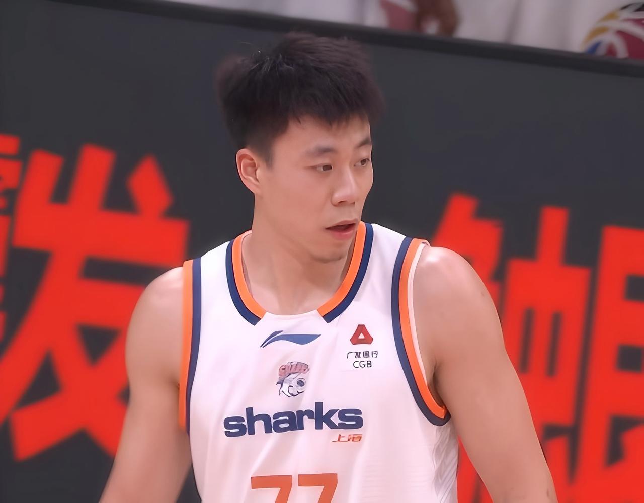 张镇麟手刃旧主！上海大胜辽宁豪取5连胜。辽宁VS上海；一波三连败辽宁彻底跌出联