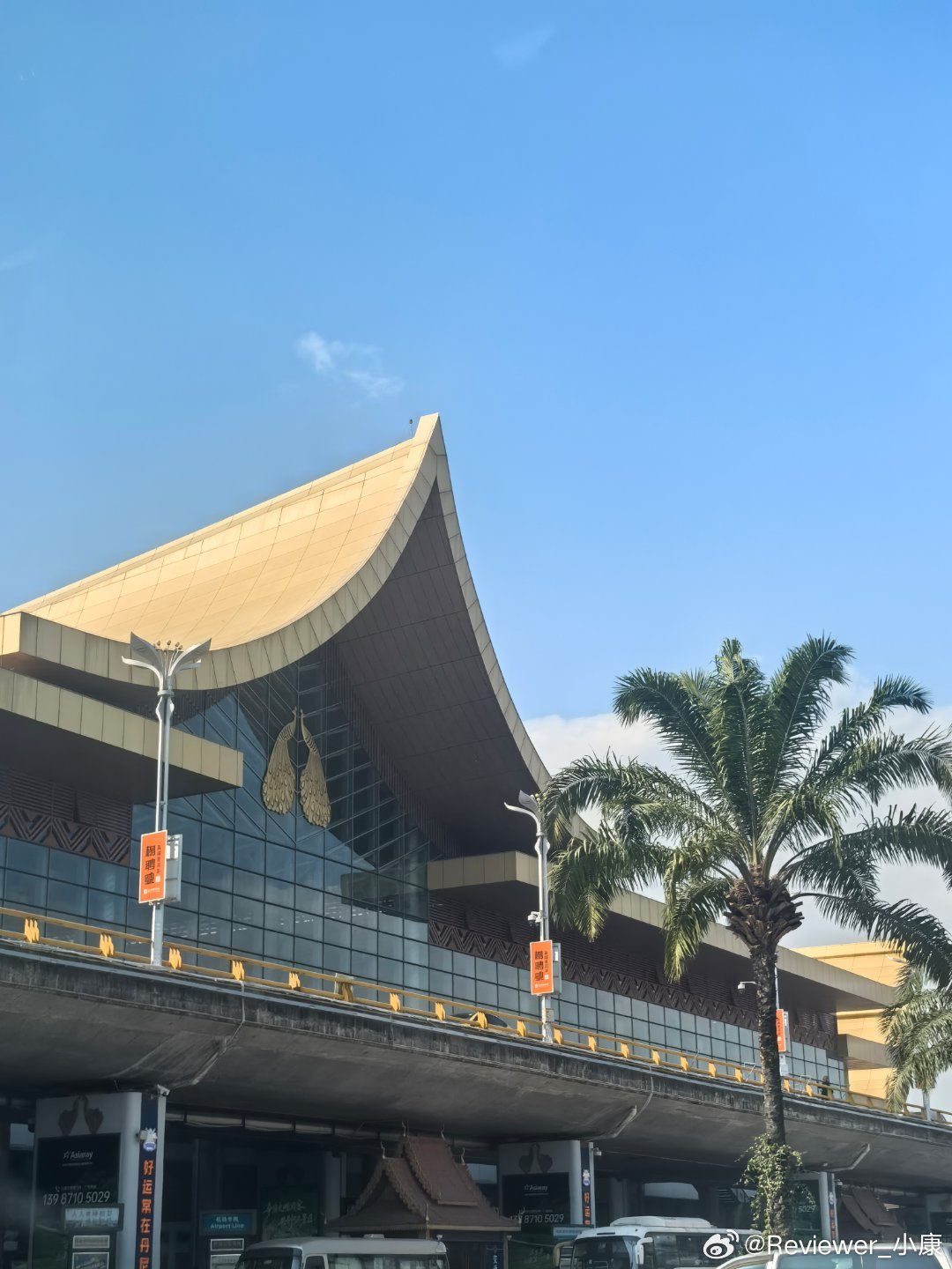 第一次到西双版纳，落地一股子泰国味虽然也没去过泰国，但这么说显得比较厉害