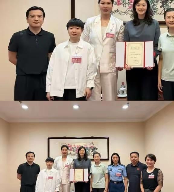 喜讯！孙颖莎正式“上任当官”早前大伙就开玩笑，莎莎天生自带干部气场，走路四平八