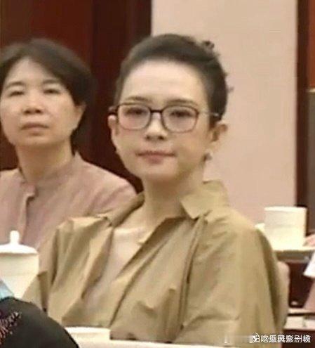 小海绵被妈妈养的很好怎么又开始营销起自己的儿子了​​​