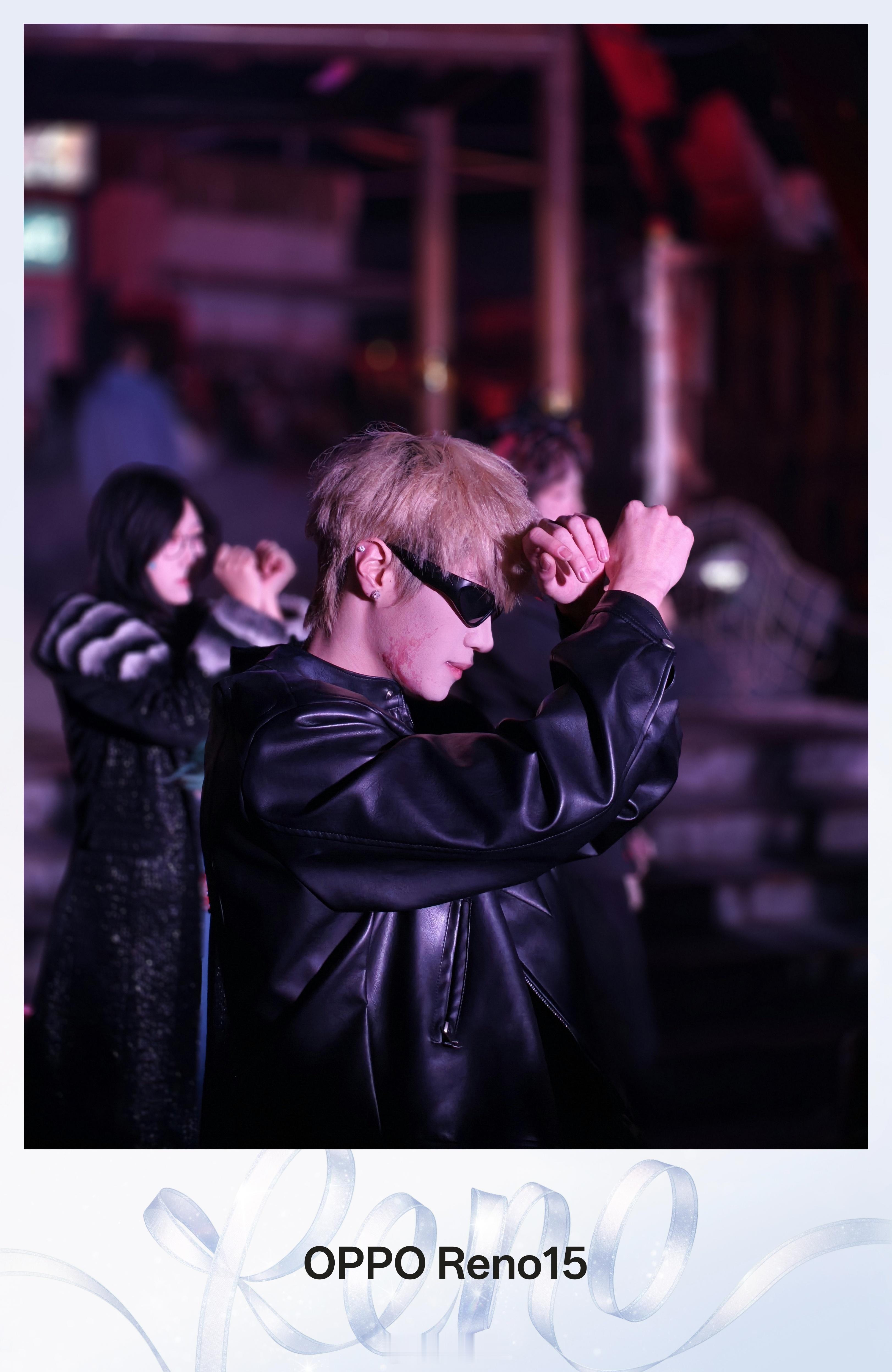 差哥用Reno15随手拍了几张图图一，图二，夜景人像图三，自拍图四，动态跳舞实况