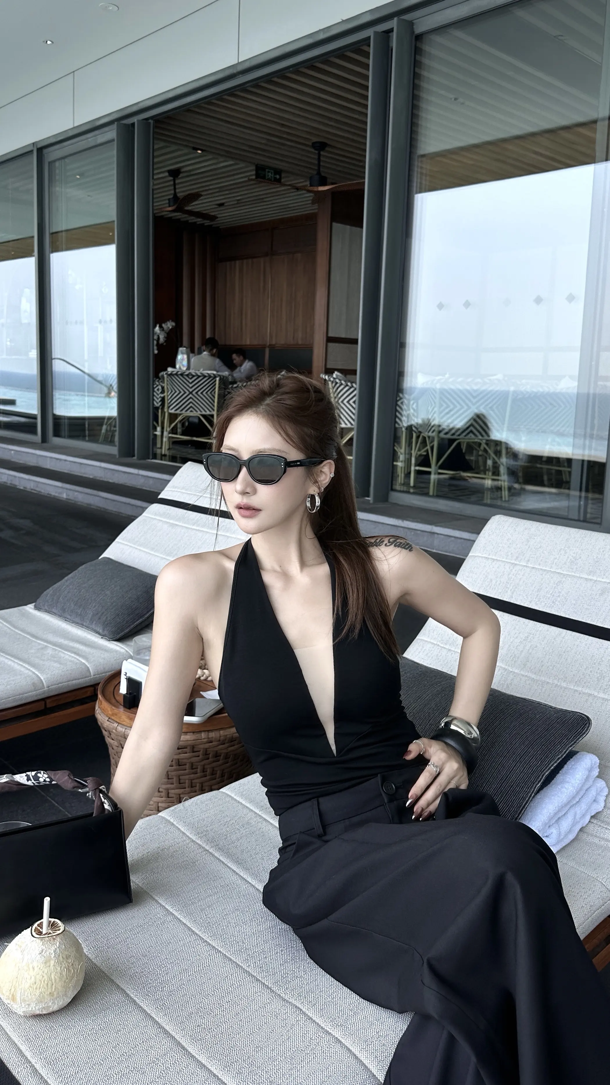 虽然我看起来很漂亮 但实际上就是这样 - 𝟱/𝟲  𝟮𝟬:𝟬...