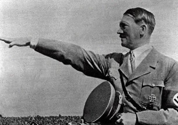 希特勒为什么要灭绝犹太人？提到二战，希特勒对犹太人的大屠杀是绕不开的黑暗一页