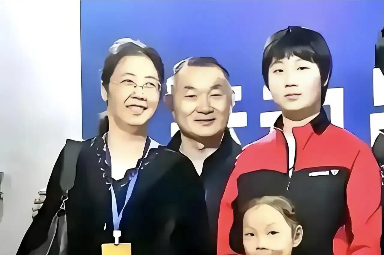 国乒教练组与蒯曼父亲沟通，划定家属发言红线，不再点评队内赛事最近乒乓球圈里有件