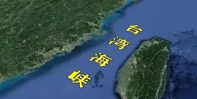 台军“汉光”军事演习进入第三天，给我们印象就是花里胡哨的太多，一是金门实弹射击搞