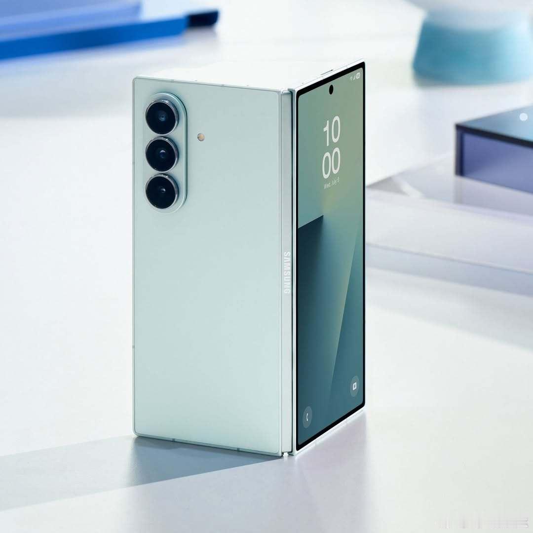 三星GalaxyZFold7的屏幕分辨率如果再高一些的话，可能我就冲了，我