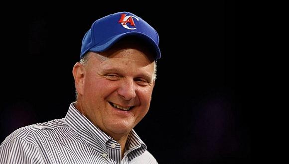 三连败的快船队彻底废了赛季前球迷的期待，几乎已经提前破灭。病急乱投医的鲍尔默，