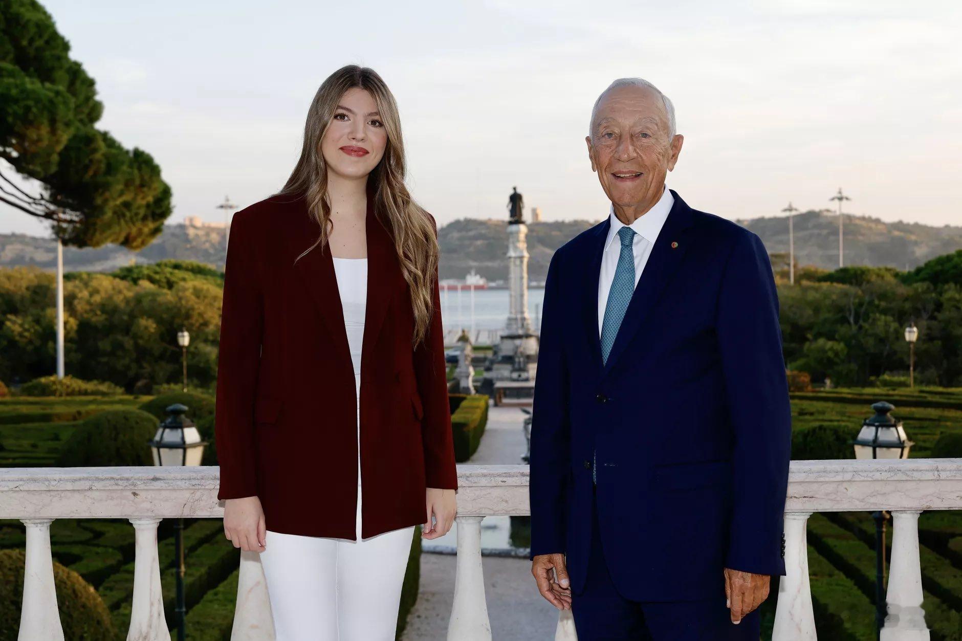 西班牙王室🇪🇸10月17日,葡萄牙总统马塞洛·雷贝洛·德索萨会见索菲娅公主