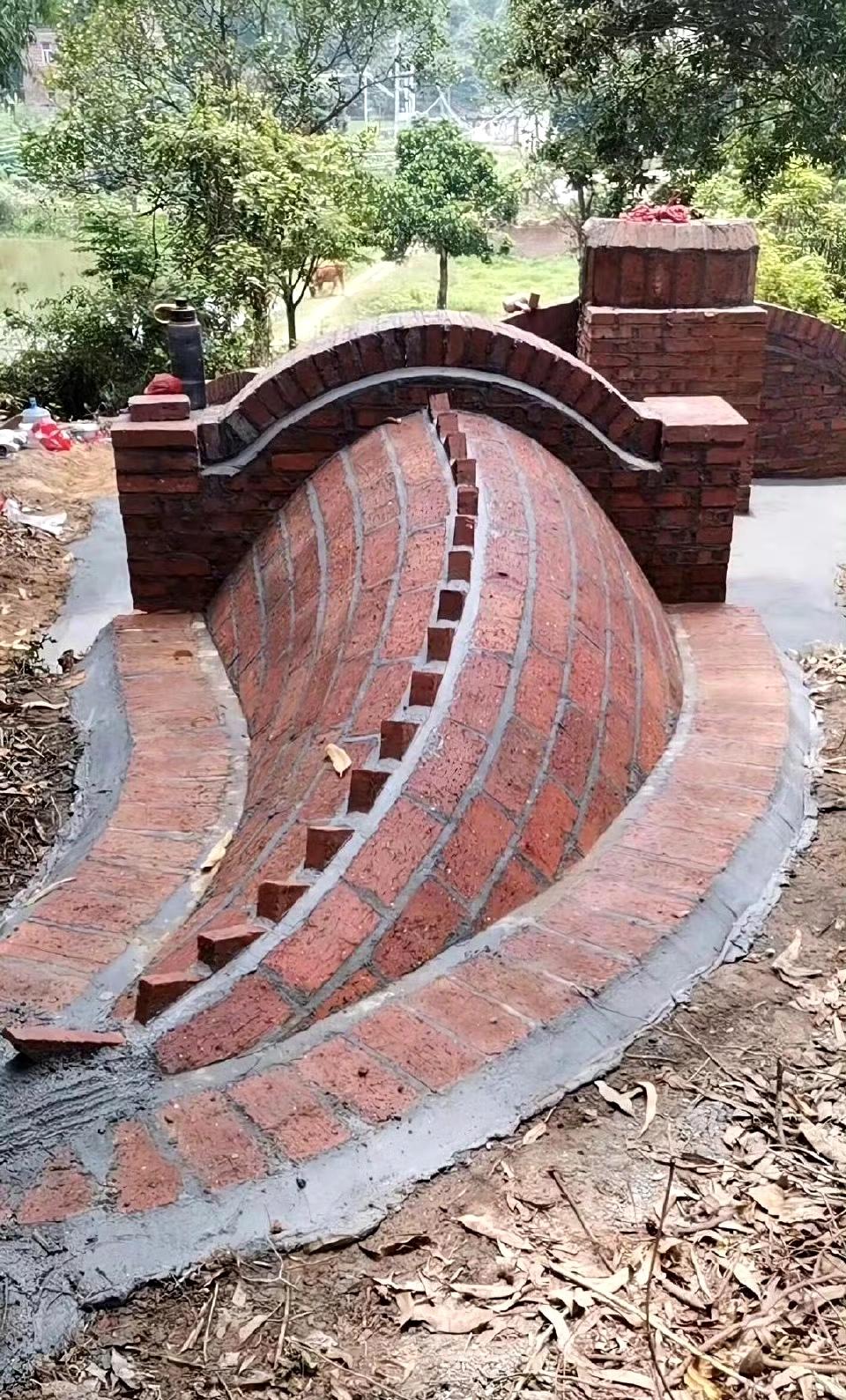 这种墓有什么说法吗？​​​