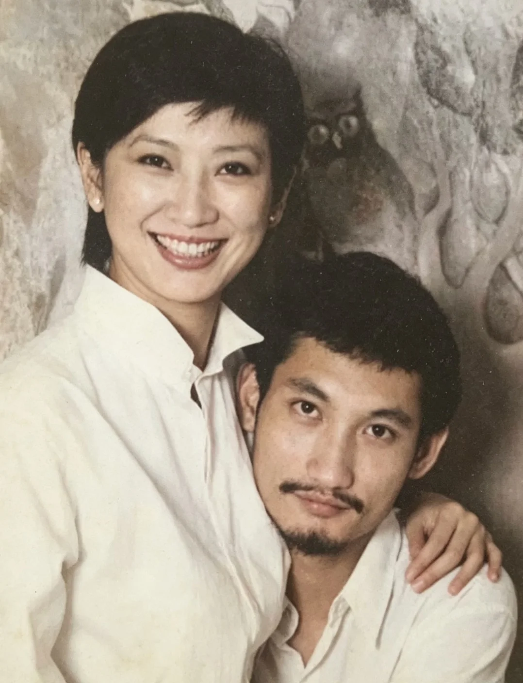 曾经也是深爱过的，一代香江才女一路走好