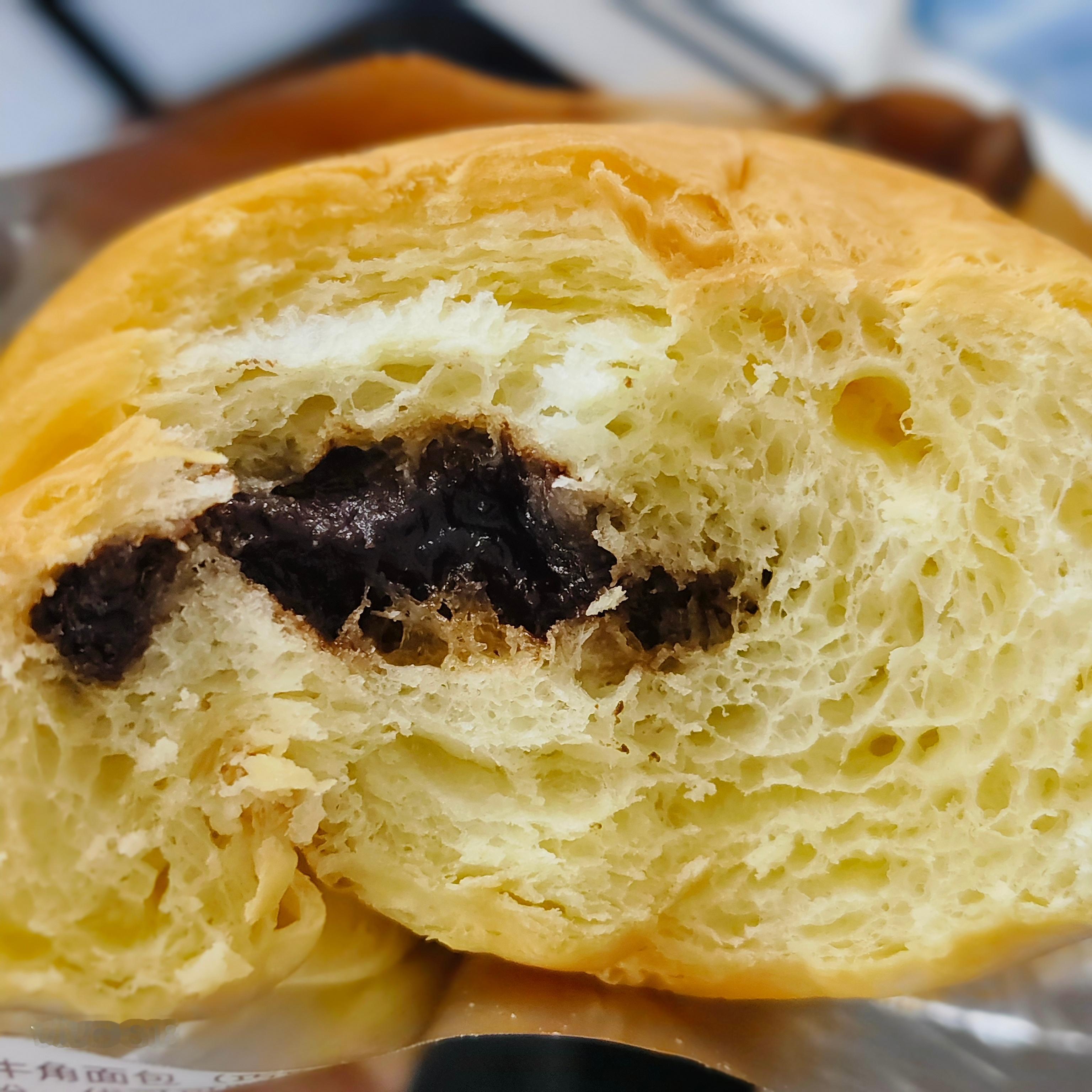 请叫我面包🍞终结者[doge]明明中午吃了很多饭，为啥才五点就饿得厉害呢？​​​