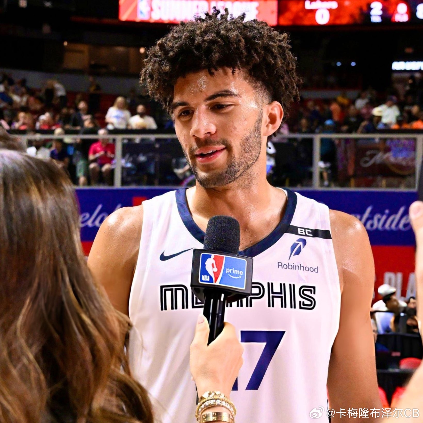 卡梅伦布泽尔灰熊队卡梅隆布泽尔nba夏季联赛数据：（出战5场）•场均得分：