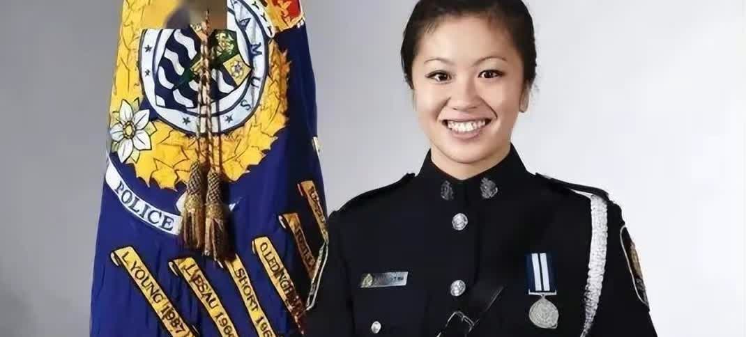 “你们俩的好事我全知道，以后就乖乖听话。”2019年，加拿大华裔女警官因与上司的
