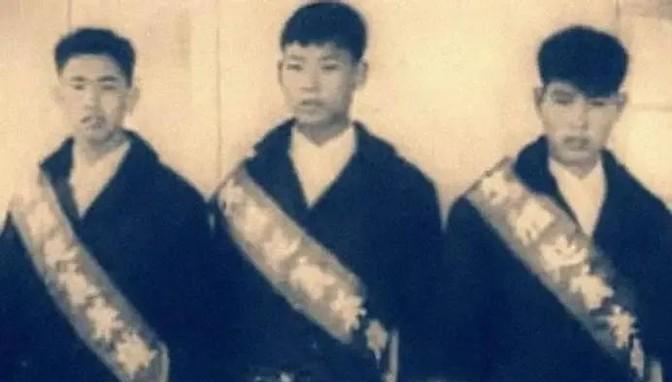 1966年1月，三名海军战士在杀害7名干部后，抢走一份关乎全党生死存亡的机密文件