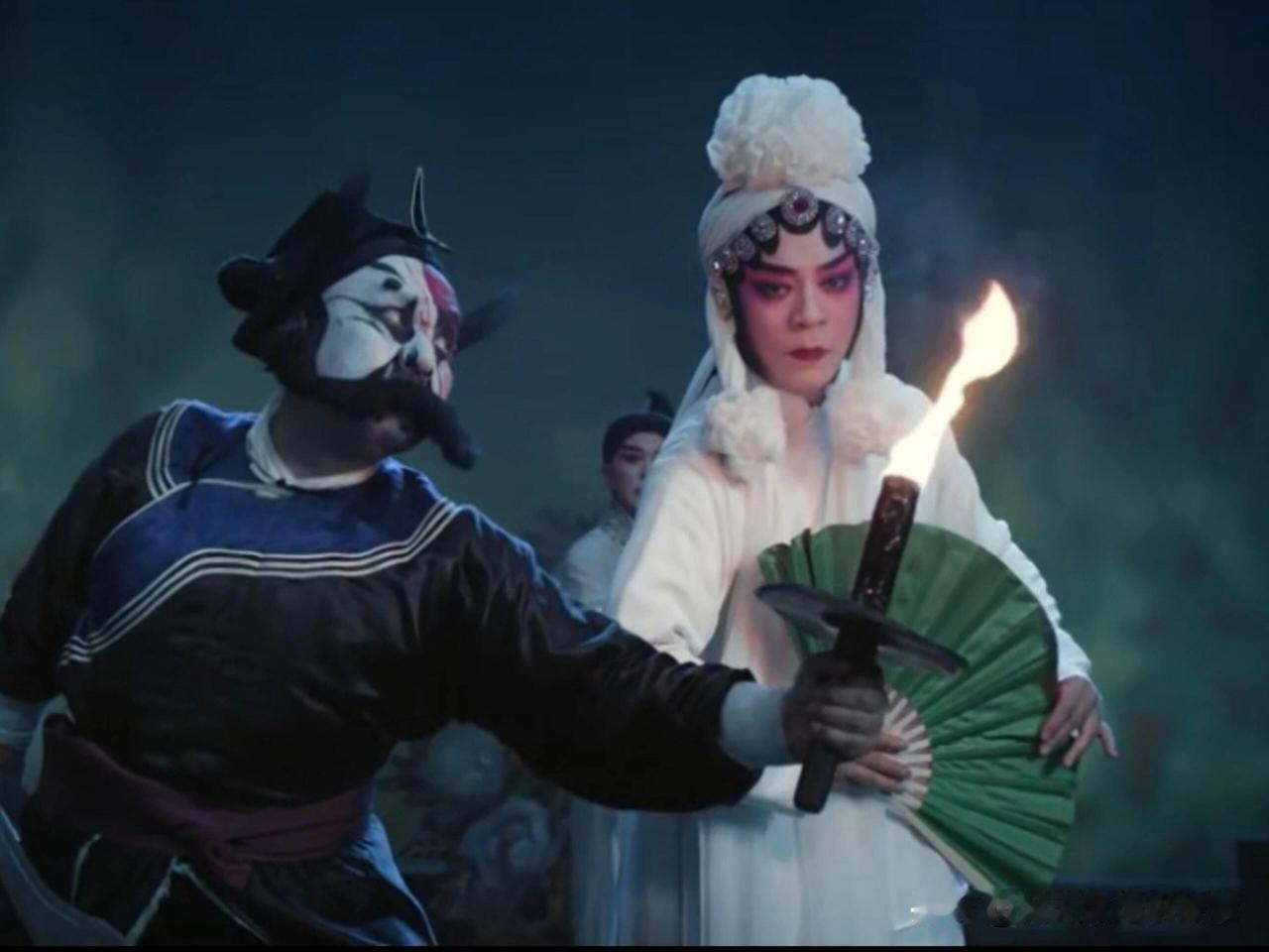 聊聊近期热议的《主角》，不少人对剧中吹火八十一回的情节争议不断，直言实在无法共情