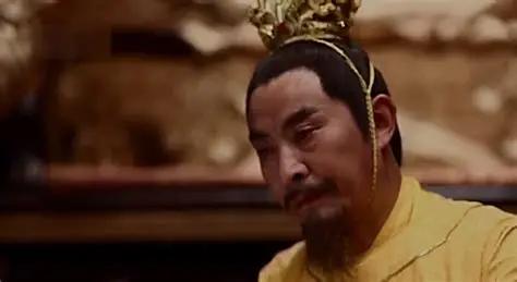 唐宪宗有一次醉酒后，见郭贵妃不在身边，便对其侍女郑氏说：“听说相士算出，你可以生